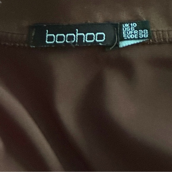 Boohoo Brown Tie Front satin Notched Collar Blouse - Picture 7 of 7